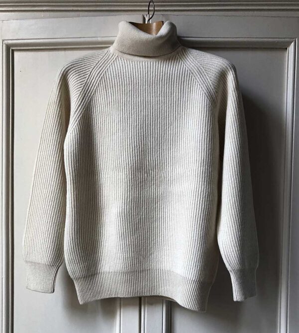 super geelong lambswool turtleneck